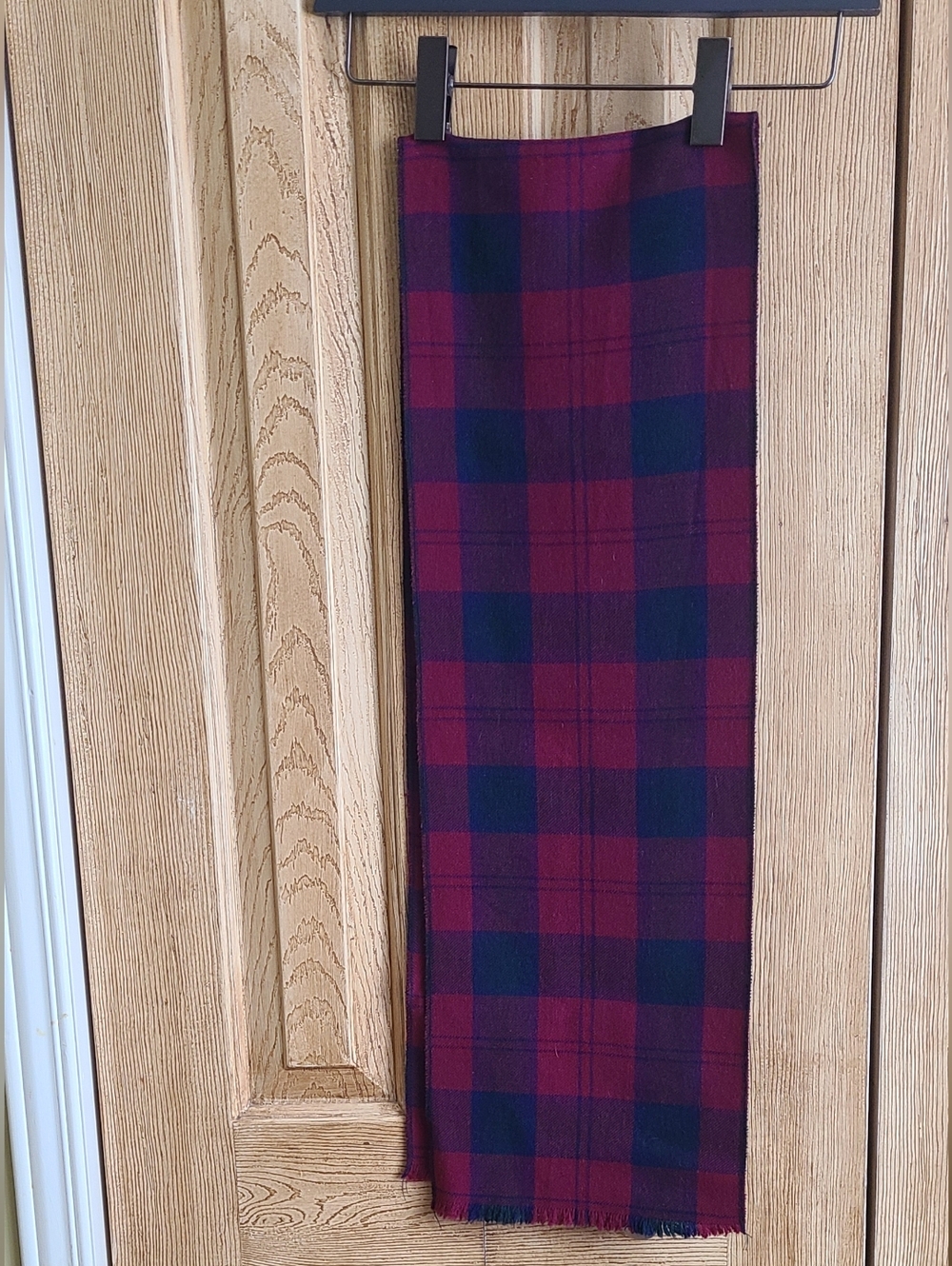 Plaid Wool-Blend Scarf in Burgundy & Navy